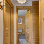 Cry, Alpes Agency, Chamonix, Sleeps 2-4 * 샤모니