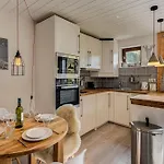 Apartment Cry, Alpes Agency, Chamonix, Sleeps 2-4 *