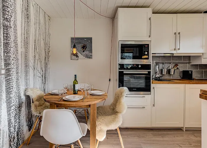 Apartment Cry, Alpes Agency, Central Chamonix, Sleeps 2-4 Apartamento