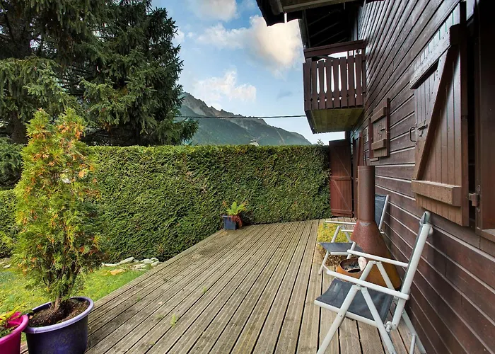 Cry - Alpes Travel - *