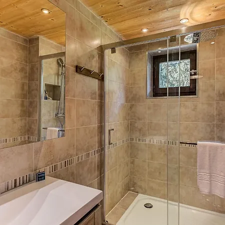 Cry - Alpes Travel -